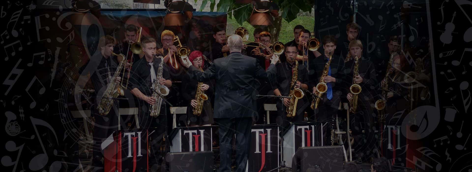 Travel planners for the finest performing arts programs in the world.